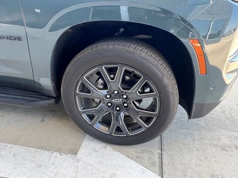 Used 2025 Chevrolet Tahoe RST w/ Comfort Package image 3