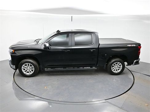 Used 2020 Chevrolet Silverado 1500 LT w/ Convenience Package image 34