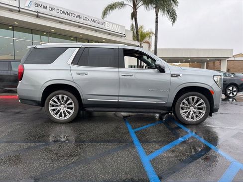 Used 2024 GMC Yukon Denali w/ Advanced Technology Package image 8