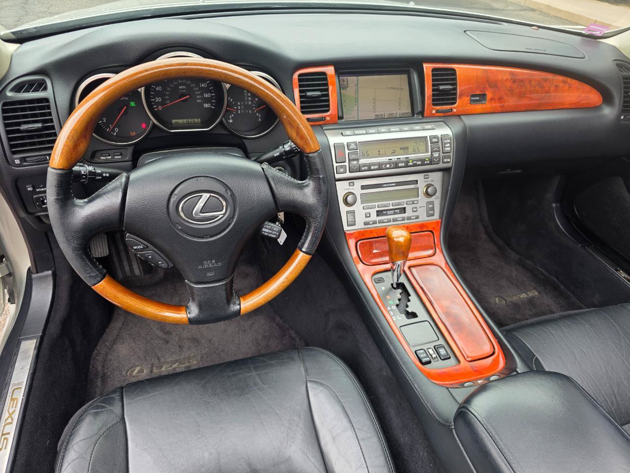 Used 2002 Lexus SC 430 Convertible RWD image 12