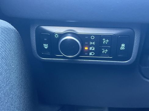 Used 2023 Ford Mustang Mach-E Select image 18