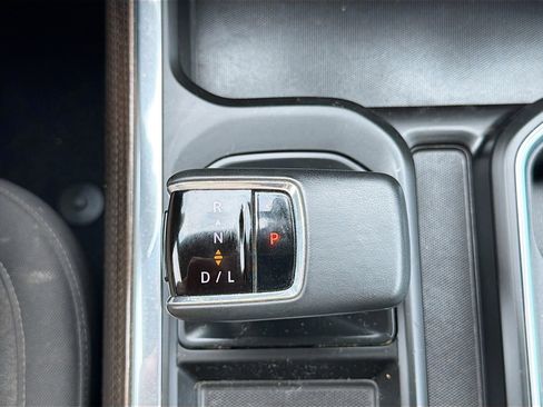 Used 2025 Chevrolet Silverado 1500 LT AWD/4WD image 22
