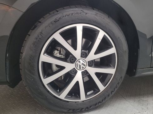 Used 2017 Volkswagen Jetta SE FWD image 31