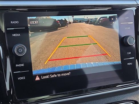 Used 2023 Volkswagen Atlas SE image 19