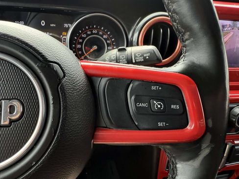 Used 2021 Jeep Wrangler Unlimited Sport AWD/4WD image 22