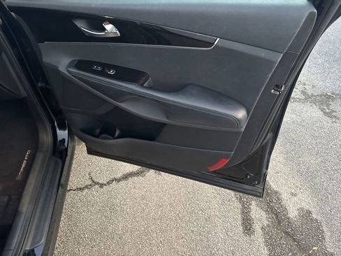 Used 2019 Kia Sorento EX image 14