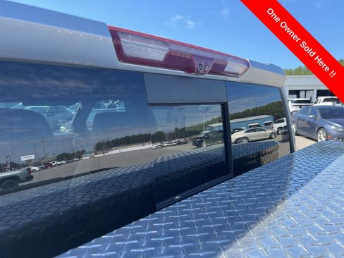 Used 2021 Chevrolet Silverado 1500 LTZ w/ Technology Package image 15