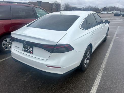 Used 2024 Honda Accord EX image 2