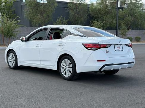 Certified 2023 Nissan Sentra S FWD image 3