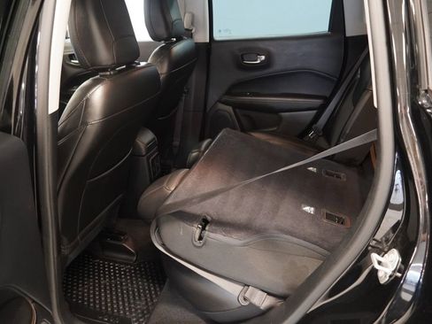 Used 2020 Jeep Compass Latitude w/ Cold Weather Group image 19