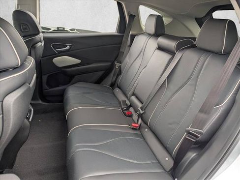 Certified 2025 Acura RDX SH-AWD w/ Advance Package image 16