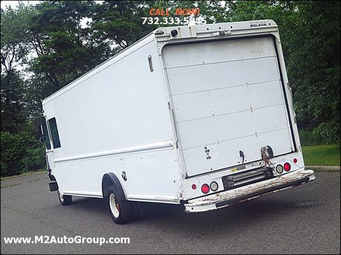 Used 2011 Ford E-350 and Econoline 350 Super Duty image 11