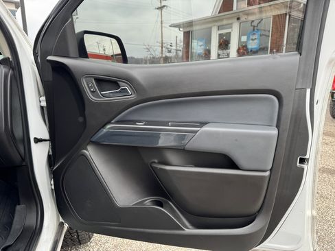 Used 2019 Chevrolet Colorado Z71 image 17