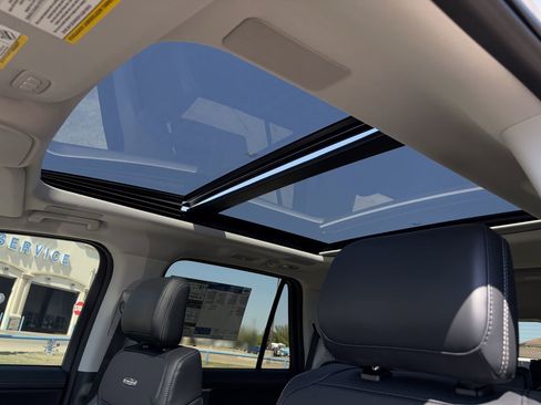 New 2025 Ford Expedition Platinum w/ Driver's Package image 57