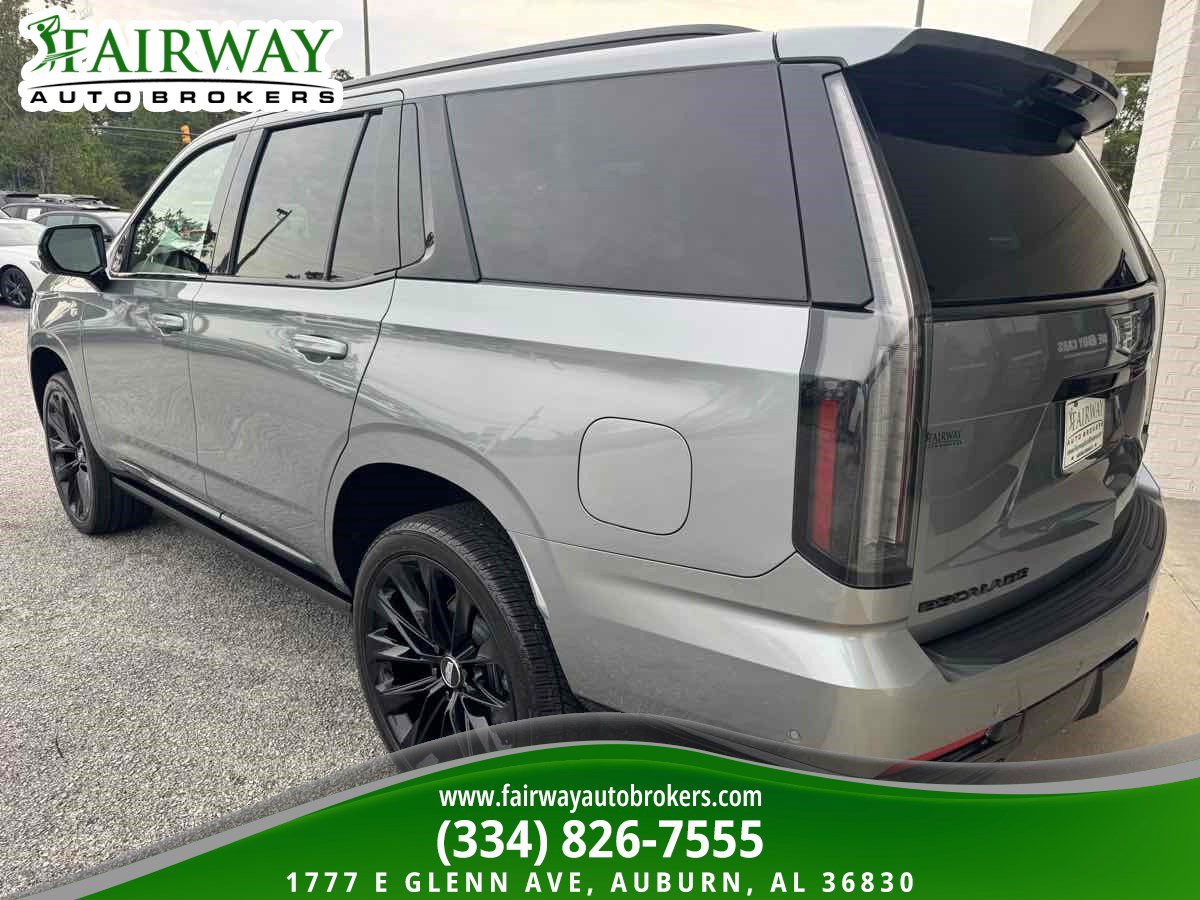 Used 2026 Cadillac Escalade Platinum Sport w/ LPO, ONYX Package AWD/4WD image 8