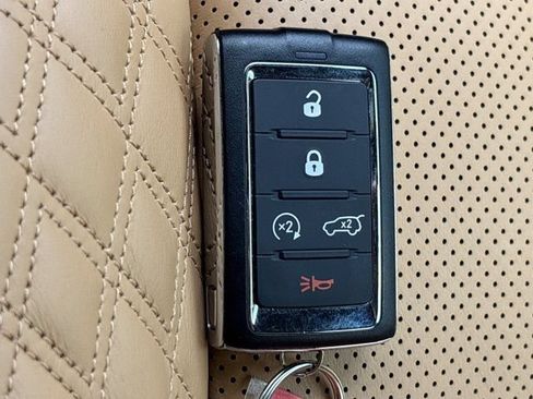 Used 2024 Jeep Grand Cherokee L Summit AWD/4WD image 46