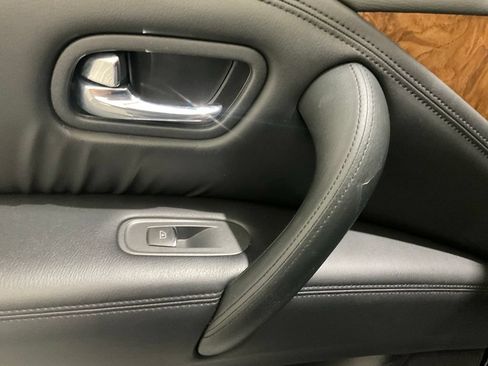 Used 2021 Nissan Armada SL RWD image 11
