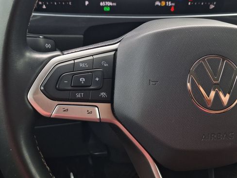 Used 2022 Volkswagen Tiguan SE AWD/4WD image 15