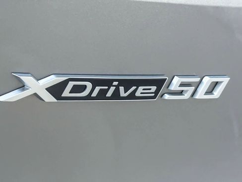 Used 2023 BMW iX xDrive50 w/ Sport Package AWD/4WD image 28