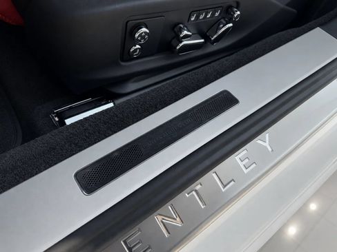 Used 2021 Bentley Continental GT AWD/4WD image 26