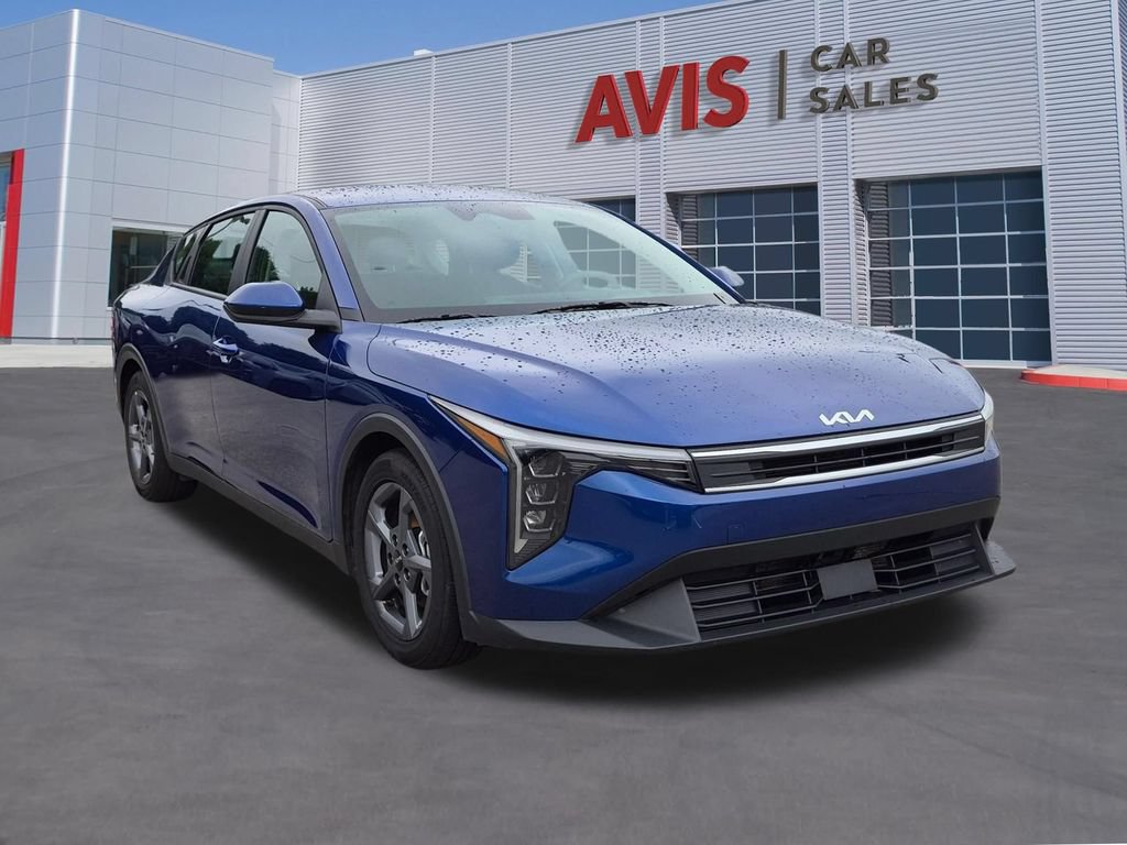 Used 2025 Kia K4 FWD image 3
