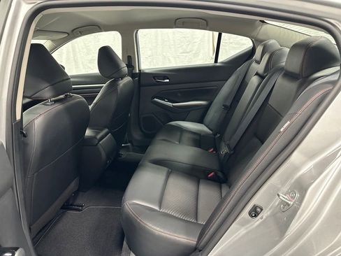 Used 2023 Nissan Altima 2.5 SR FWD image 44