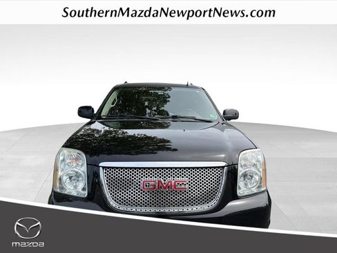 Used 2014 GMC Yukon XL Denali AWD/4WD image 1