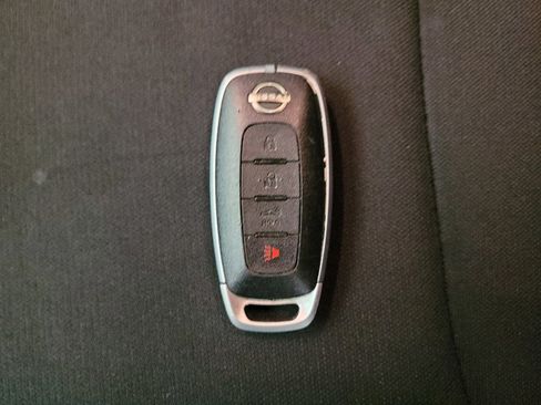 Used 2024 Nissan Sentra S FWD image 32