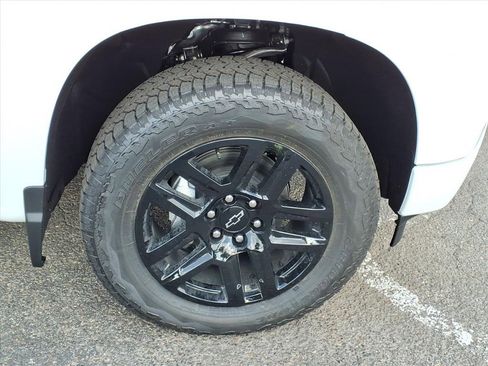 New 2026 Chevrolet Silverado 1500 RST w/ Z71 Off-Road Package image 6