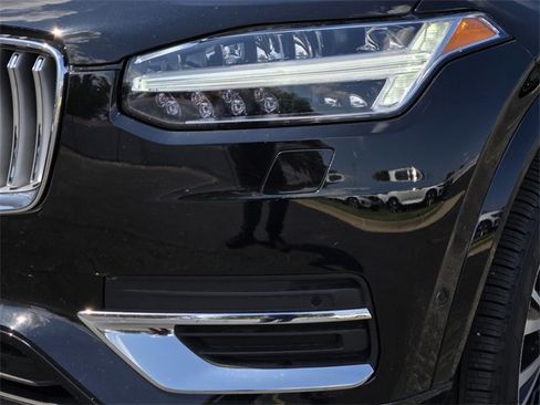 Certified 2025 Volvo XC90 T8 Plus w/ Protection Package Premier image 14