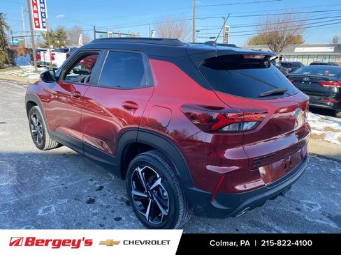 Used 2023 Chevrolet TrailBlazer RS w/ Sun and Liftgate Package image 8
