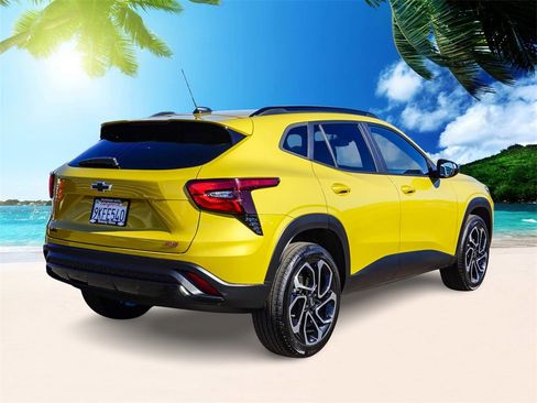 Used 2024 Chevrolet Trax RS w/ Driver Confidence Package image 6