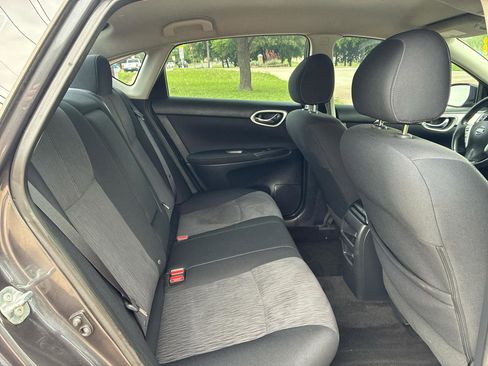 Used 2015 Nissan Sentra SV image 30