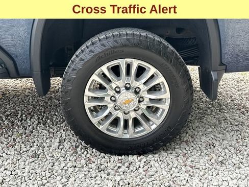 Used 2022 Chevrolet Silverado 2500 High Country AWD/4WD image 9