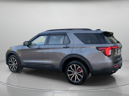 Used 2026 Ford Explorer ST-Line w/ ST-Line Street Pack RWD image 19