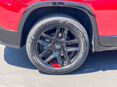 Used 2022 Chevrolet Traverse Premier w/ Redline Edition AWD/4WD image 10
