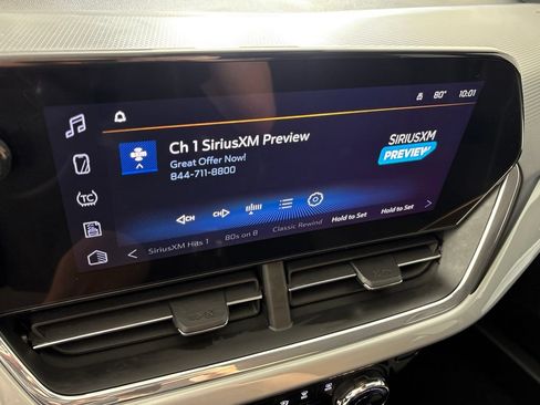 Used 2025 Chevrolet Trax LT FWD image 30