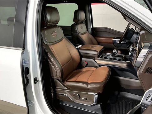 Used 2025 Ford F150 King Ranch w/ FX4 Off-Road Package image 8