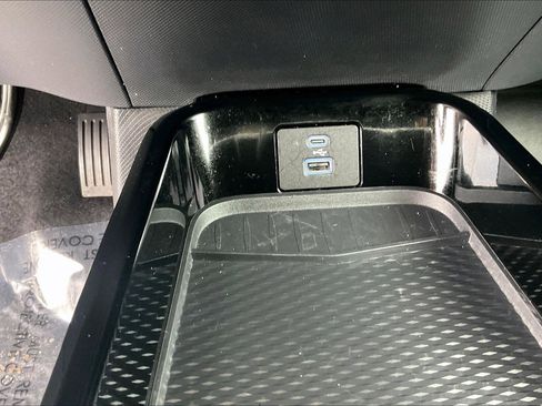 Used 2023 Ford Mustang Mach-E Select image 38