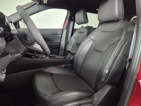 New 2026 Jeep Compass Latitude image 27