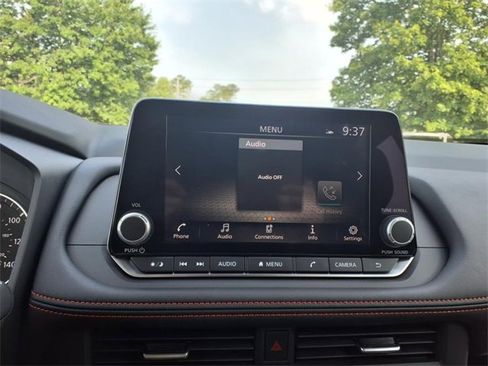 Certified 2025 Nissan Rogue SV w/ Rock Creek Premium Package image 13