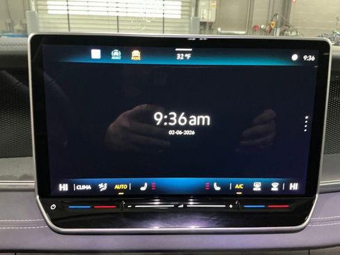 New 2026 Volkswagen Tiguan SE image 16