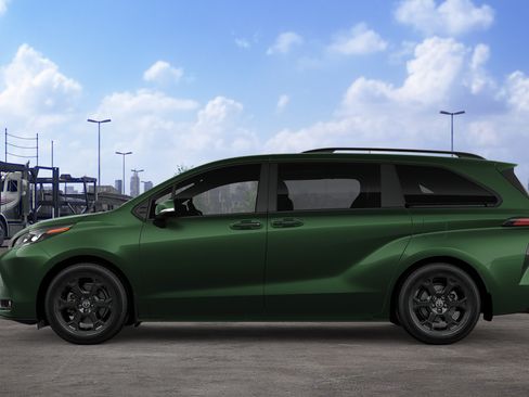 New 2026 Toyota Sienna XLE Woodland Edition AWD/4WD image 6