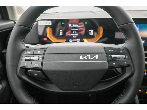 New 2026 Kia Sportage EX w/ EX Panorama Roof Package image 19