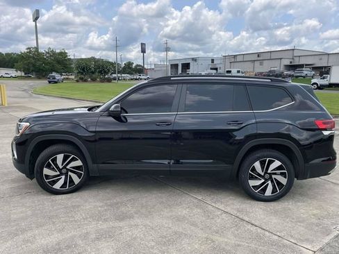 Used 2024 Volkswagen Atlas SE FWD image 6
