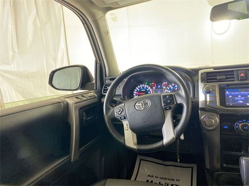 Used 2019 Toyota 4Runner SR5 Premium image 15