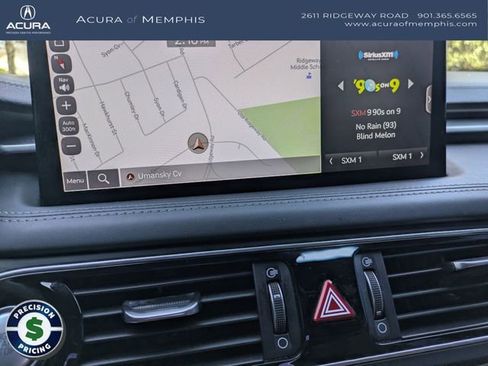 Used 2022 Genesis G70 2.0T image 18