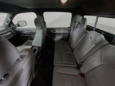 Used 2020 RAM 1500 Big Horn AWD/4WD image 11