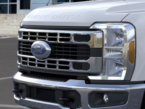 New 2026 Ford F350 XL w/ XL Chrome Package RWD image 13