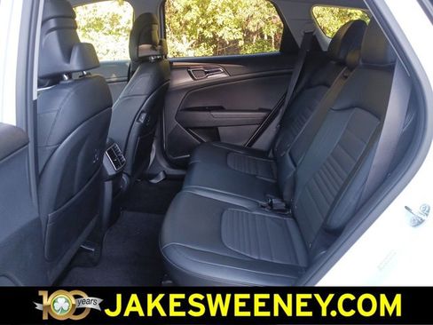 Used 2025 Kia Sportage SX image 13